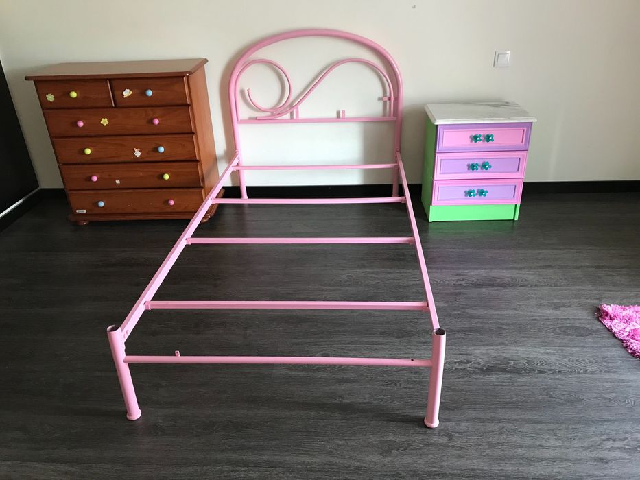 Quarto completo menina