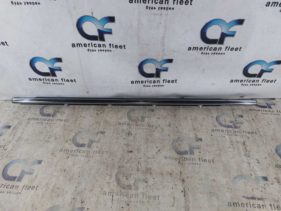 Ford Edge 15-18 Молдинг дверь стекло центральный передний правый хром