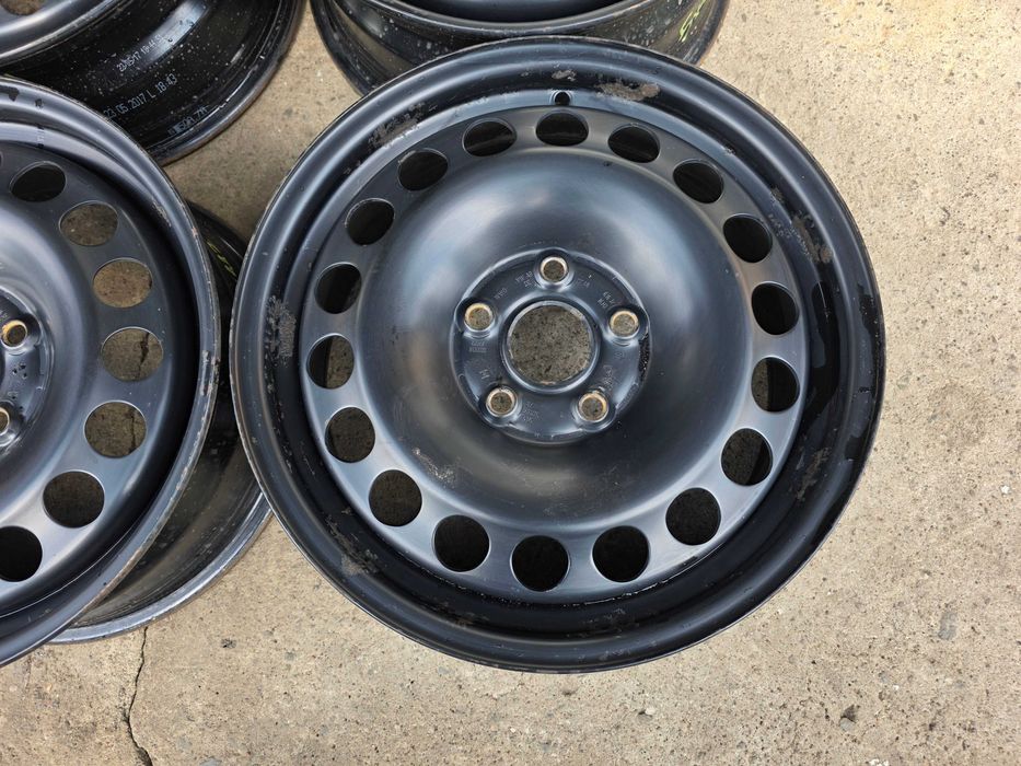 Oryginalne felgi stalowe VW AG 16" 5x112x57,1 ET 48 Golf VII A3 Leon