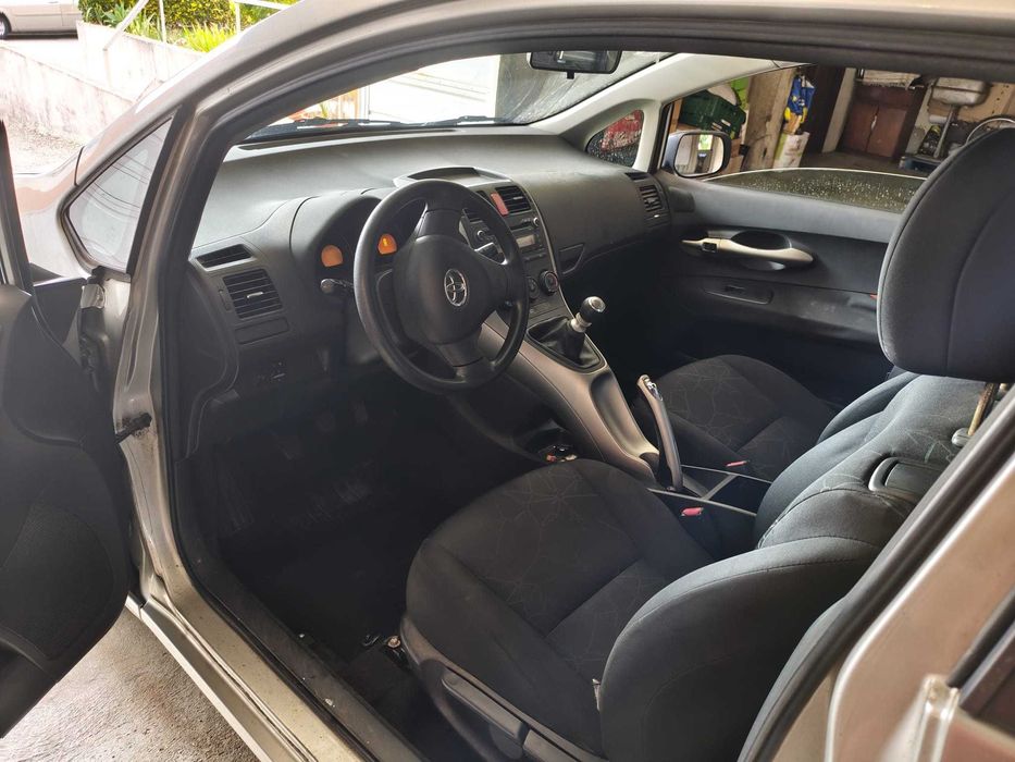 Toyota Auris 1.4D 2009!!!