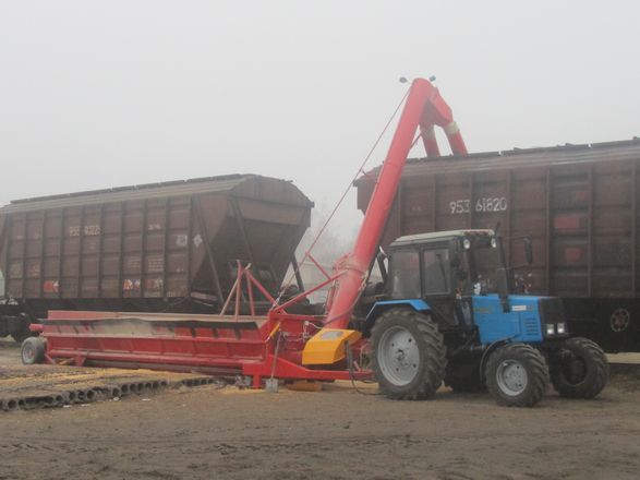 Завантажувач зерна у вагони БНП-12 Ковчег. Перегрузчик Кобзаренко