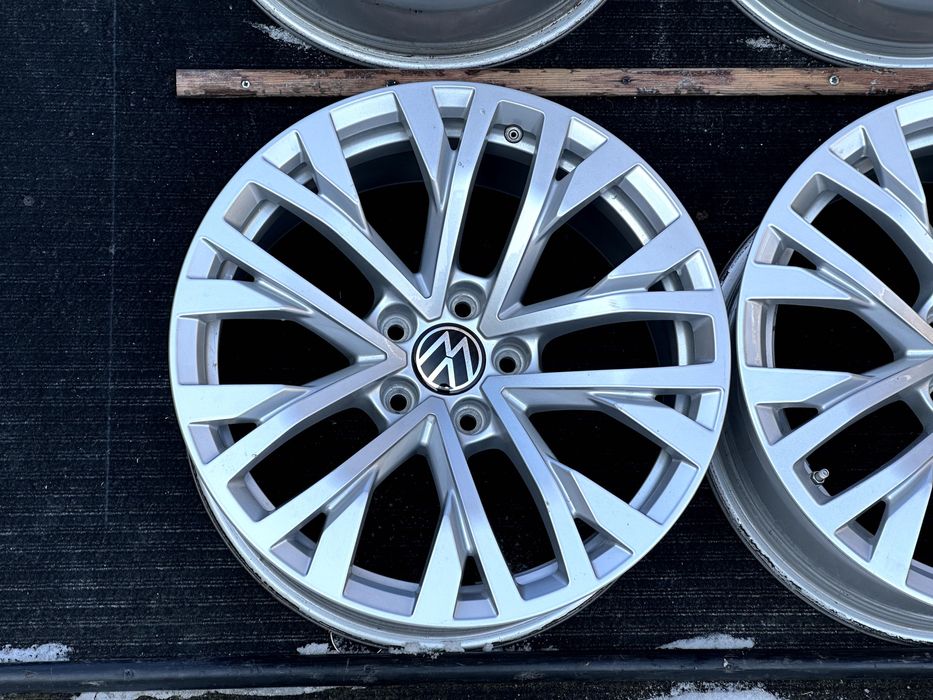 диски ковані R18 8j ET25 5x112 dia66.6 VW Touareg (2018-2026)