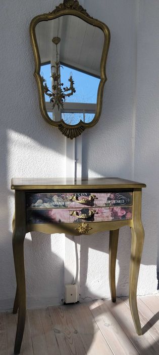 Mała toaletka z lustrem shabby złoto decoupage - woj. dolnośląskie