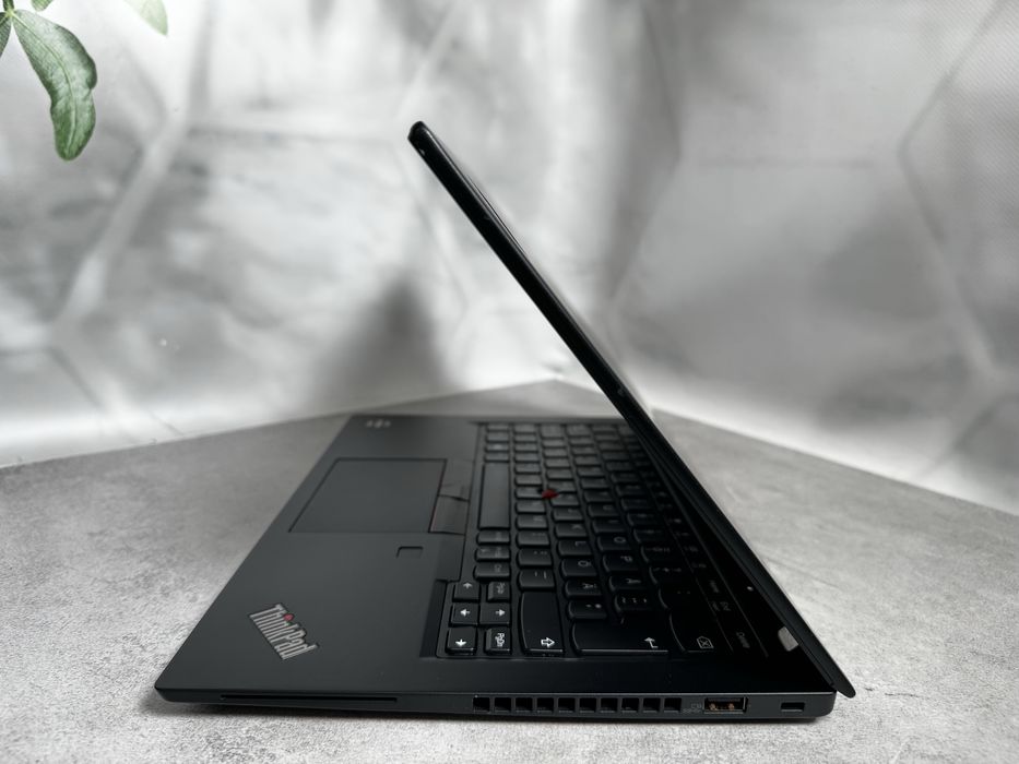 Ноутбук Lenovo ThinkPad X395 / Ryzen 5 PRO 3500U / 8GB / 256GB SSD / 13.3" Full HD IPS
