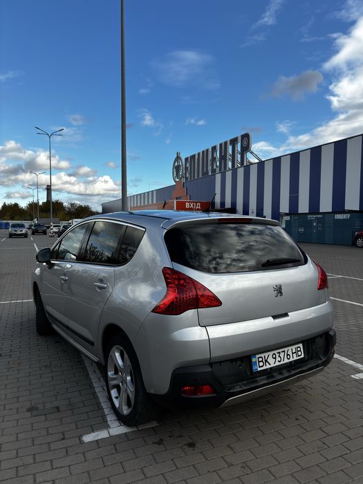 Peugeot 3008 в хорошій комлектації