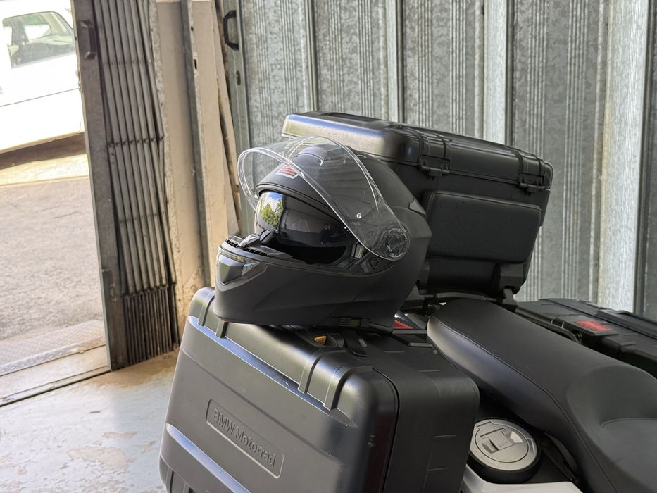 BMW F700GS 2017 + 2 Capacetes