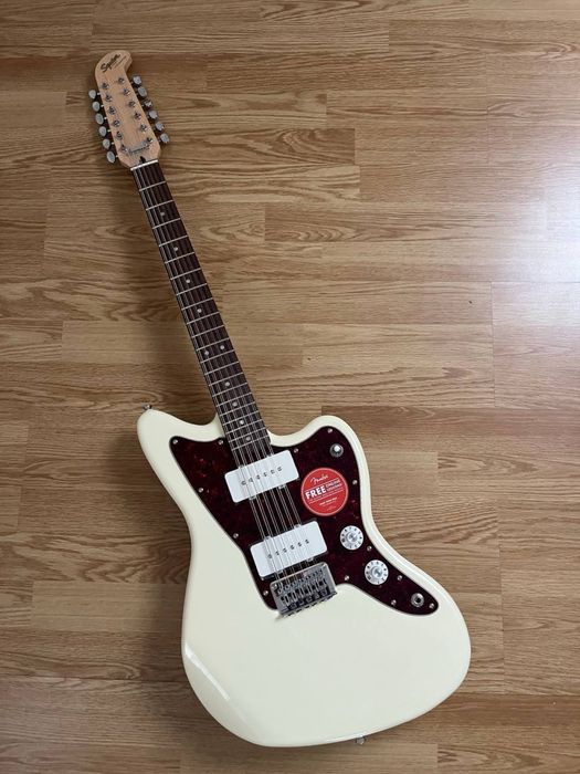 Новий Squier Paranormal Jazzmaster XII Olympic White