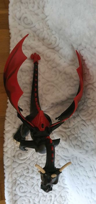 Dragão Gigante com Fogo Preto e Vermelho Playmobil LED64730025779075121