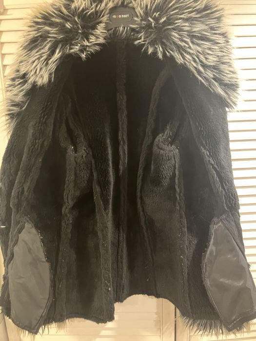 Kurtka kożuszek czarny.