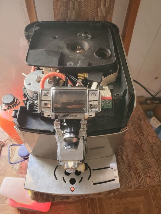 Продам saeco syntia Cappuccino по запчастинах