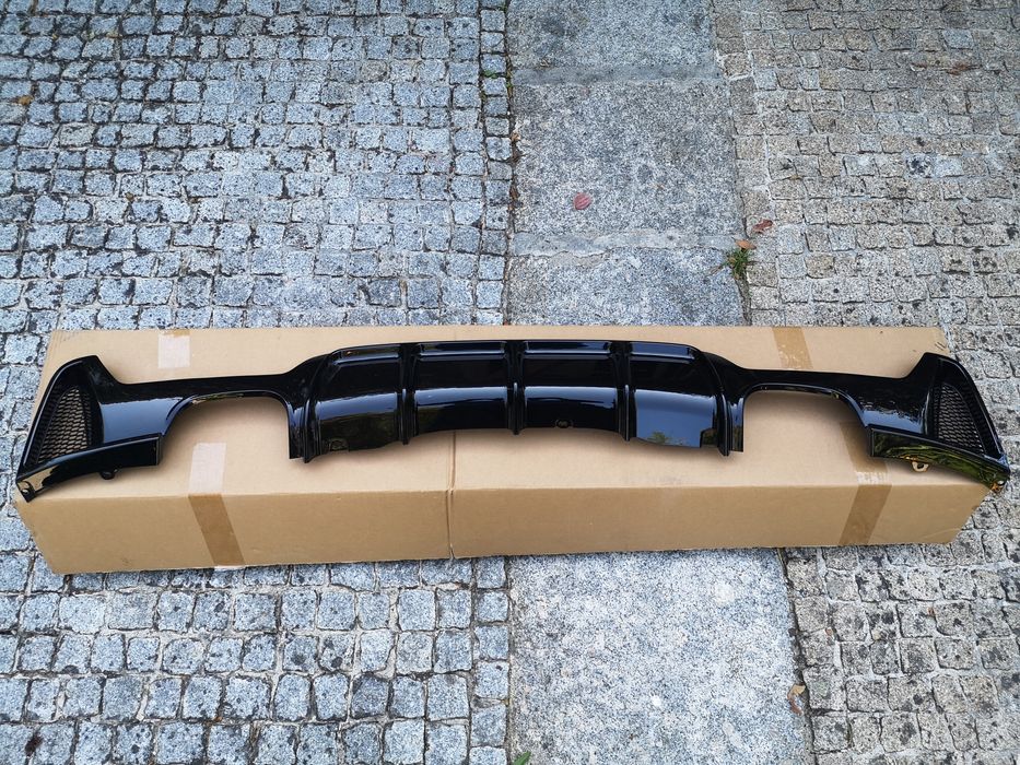 SPOILER DIFUSOR DE ESCAPE BMW SÉRIE 4 F32 F33 F36 M PERFORMANCE PRETO