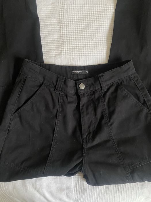 Czarne szerokie spodnie z kieszeniami House