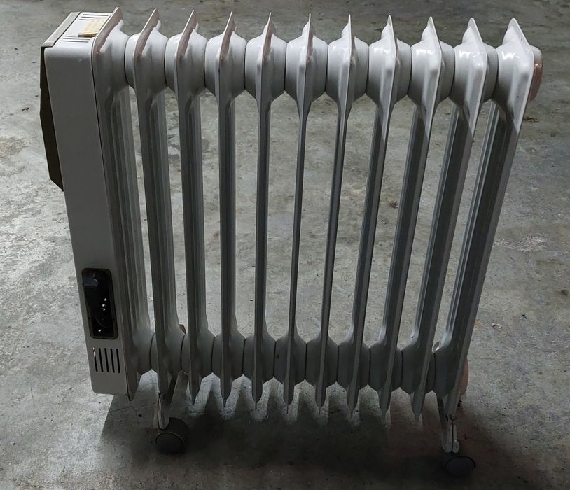Vendo aquecedor a óleo, 11 módulos. Em bom estado