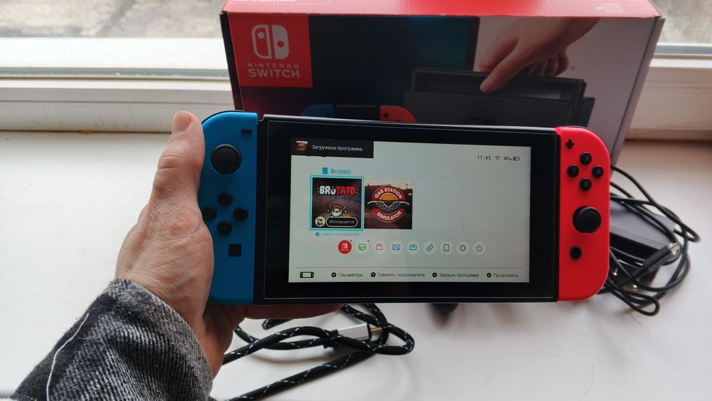 Продам Nintendo Switch першої ревізії в повному комплекті (версія з Кефіром)