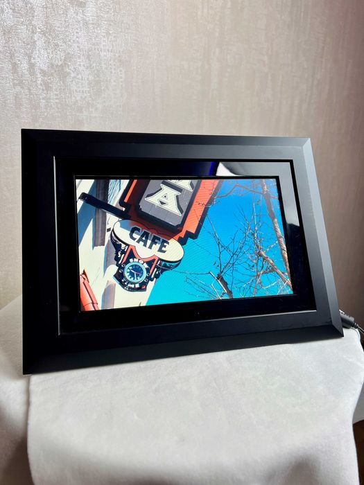 Цифрова фоторамка Kodak EasyShare EX1011