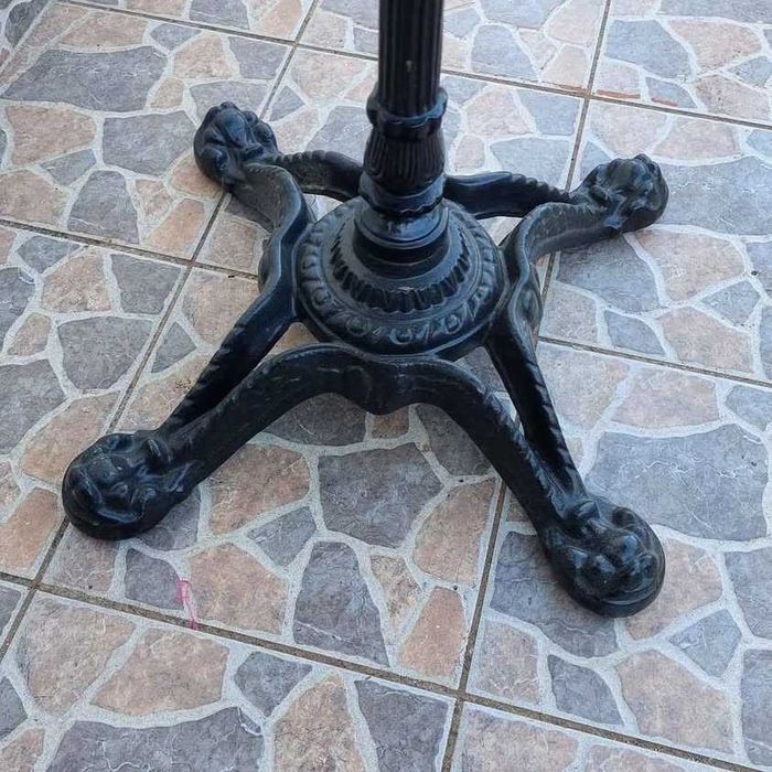 Vendo mesa fundida