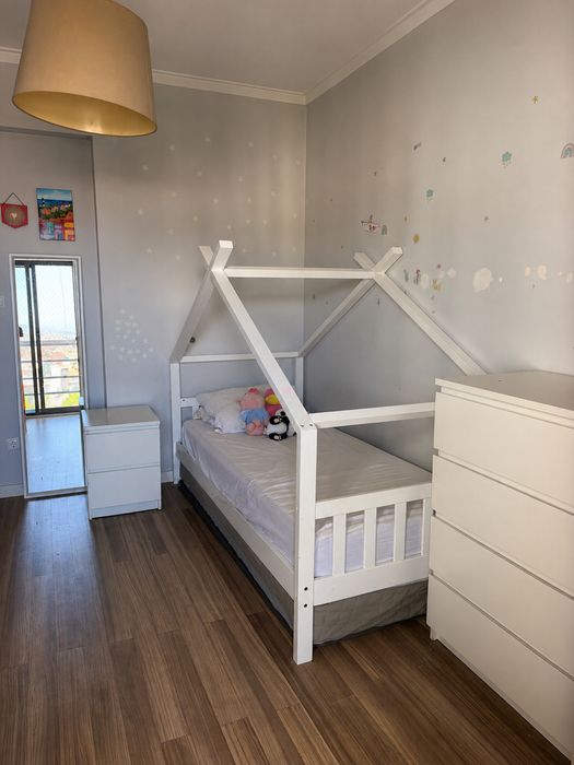Cama casinha Montessori