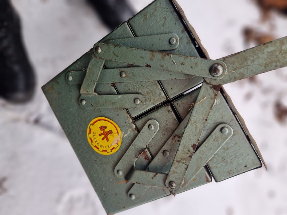 Skrzynka narzędziowa zprl