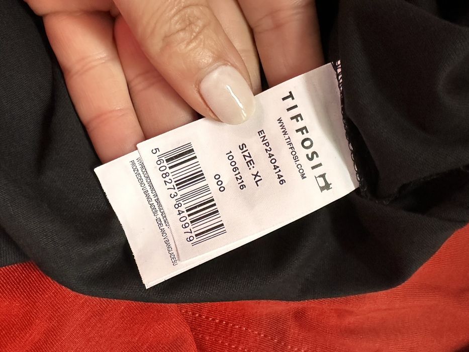 Duas T-shirts novas da Tiffosi (XL)