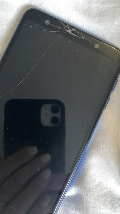 Мобільний телефон Samsung galaxy A7 2018