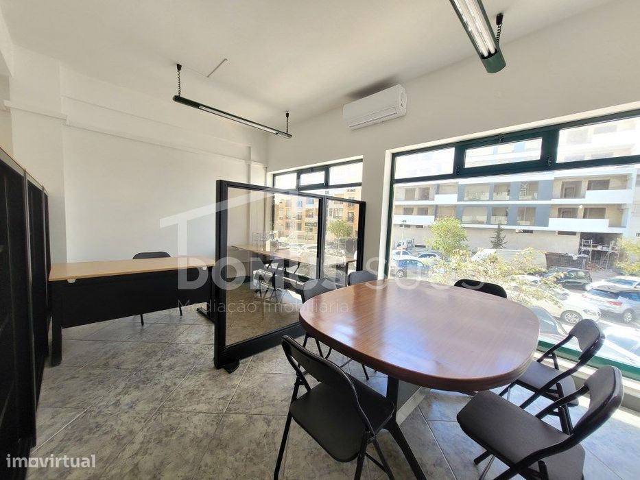 Loja Junto ao Hospital de Faro