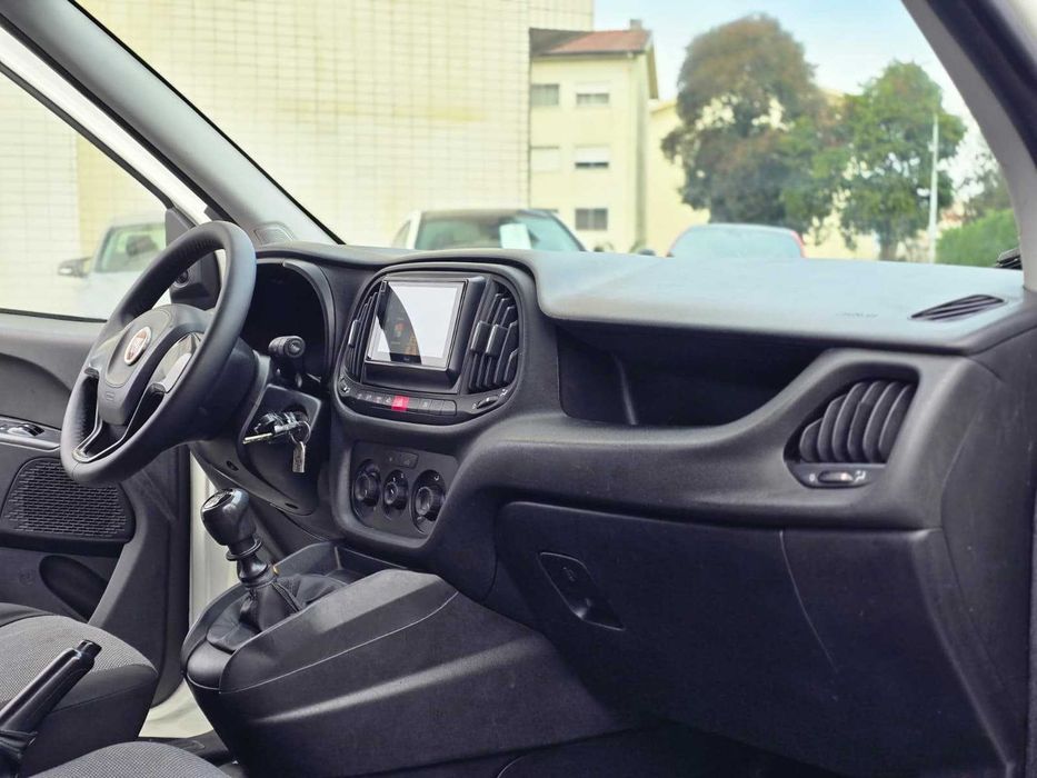 FIAT DOBLO 1.6 MULTIJET 120CV "3 LUGARES" "NACIONAL"