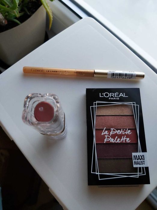 Zestaw kosmetyków kolorowych Loreal, Maybelline