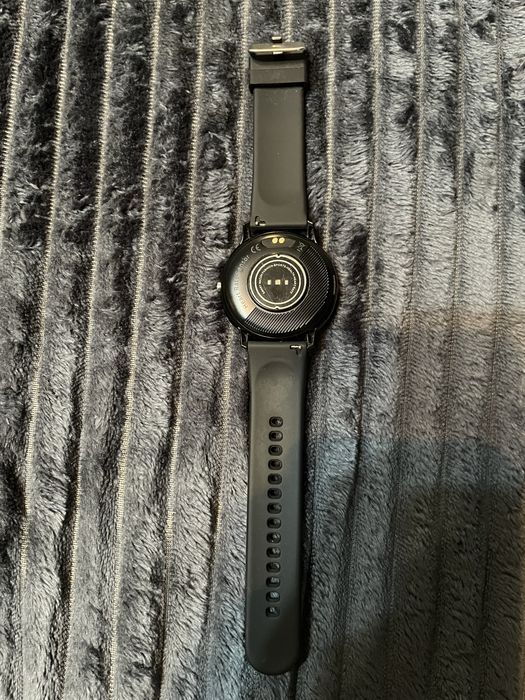 Smartwatch Desportivo Preto – Novo