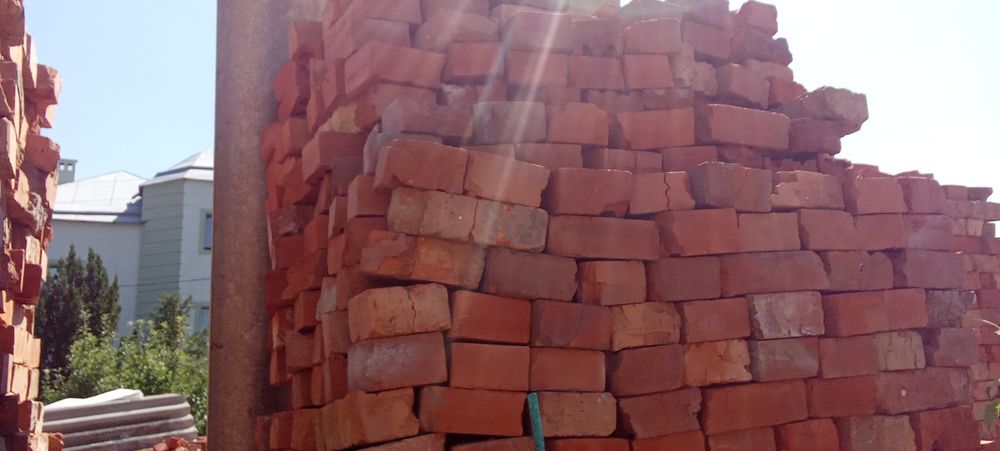 Продам цеглу облицювальну та понотілу