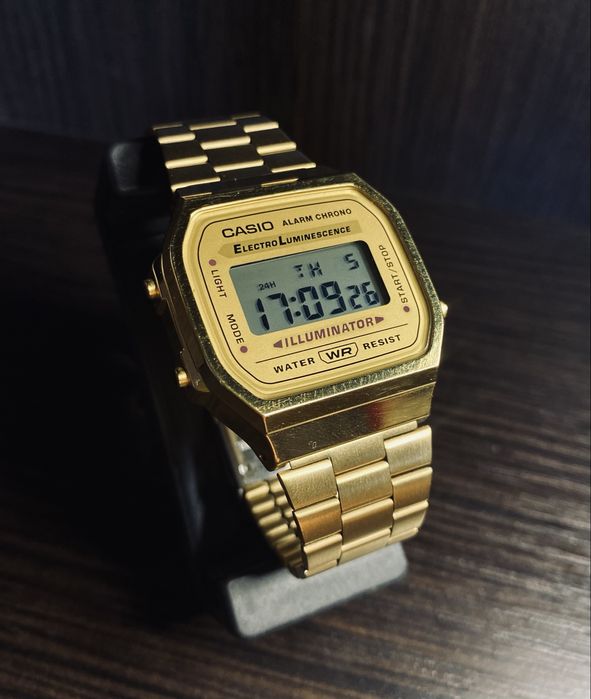 Годинник CASIO vintage iconic A168WG