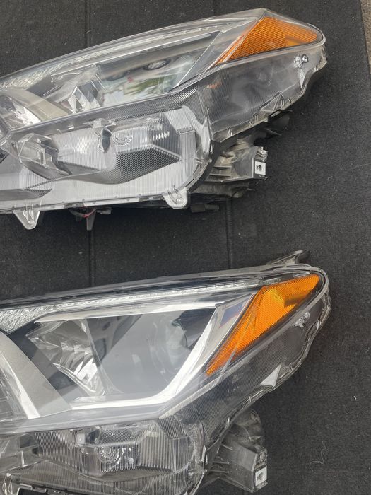 Фара, фара передняя Тойота рав4 (Toyota rav 4) 81150-0r080