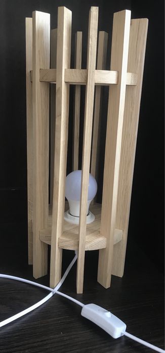 Світильник з дерева