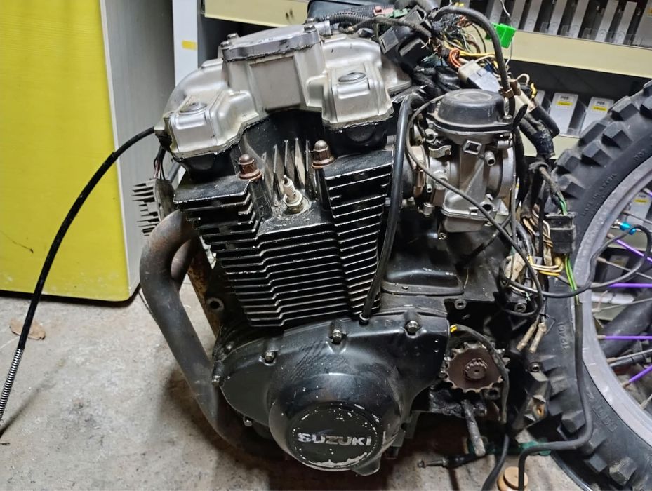 Sprzedam silnik suzuki gs500