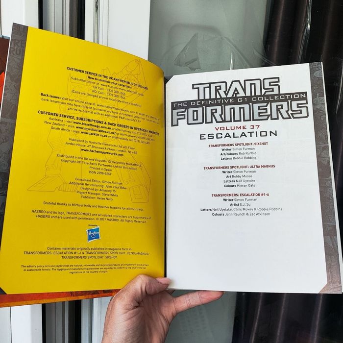Колекційний Transformers The Definitive G1 Vol 37 Escalation HC