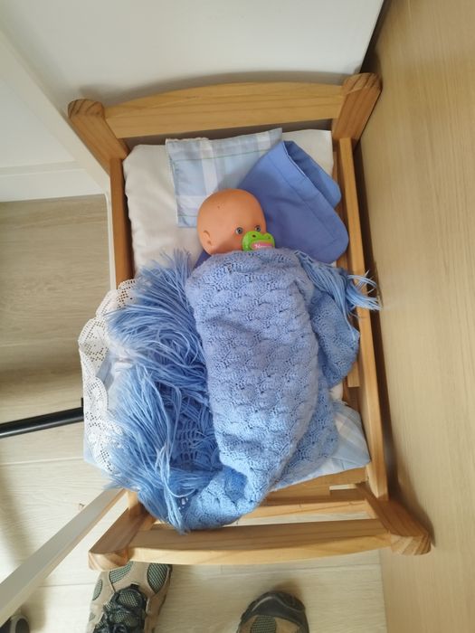 Cama em madeira de brincar