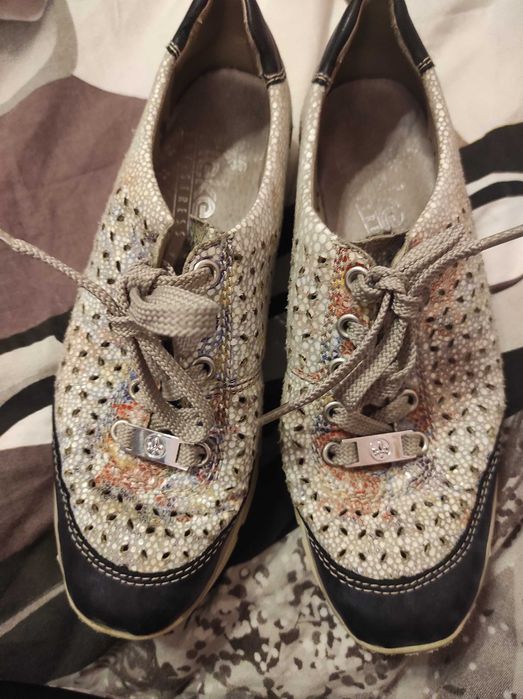 Buty damskie RIEKER roz.39 uzywane