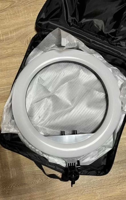 Кільцева лампа з пультом для фото або відео блогерів 45см діаметр