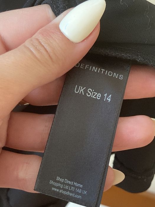 Платье черное с пайетками