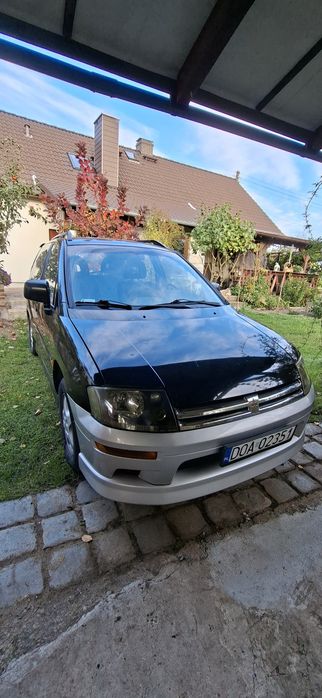 Mitsubishi Space Runner