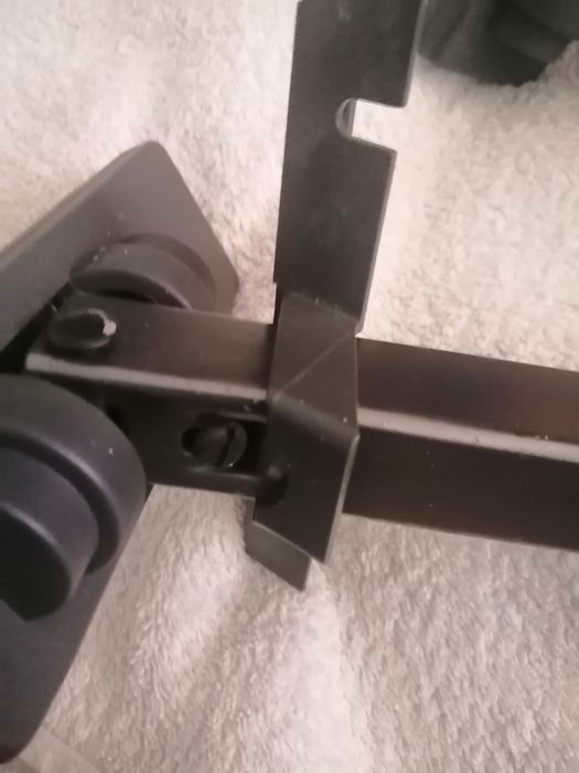 Suportes de Monitores (Parede)