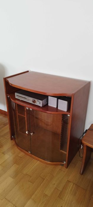 Móvel para aparelhagem e TV