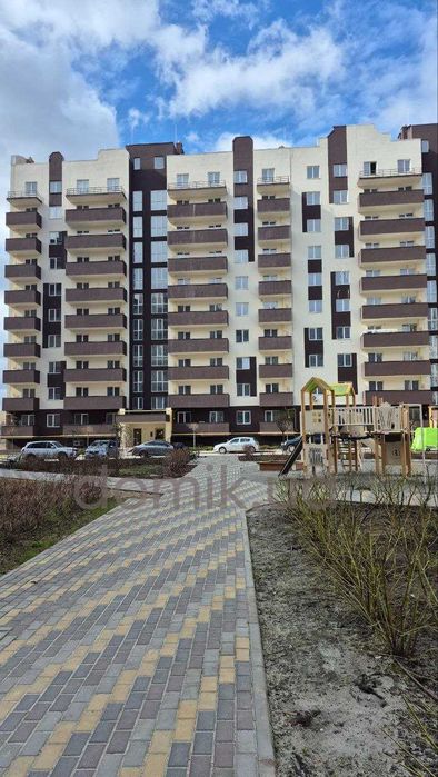 Продаж 2кімн Ходосівка с документами 5 поверх