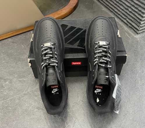 Nike Air Force 1 Low Supreme Black R.44