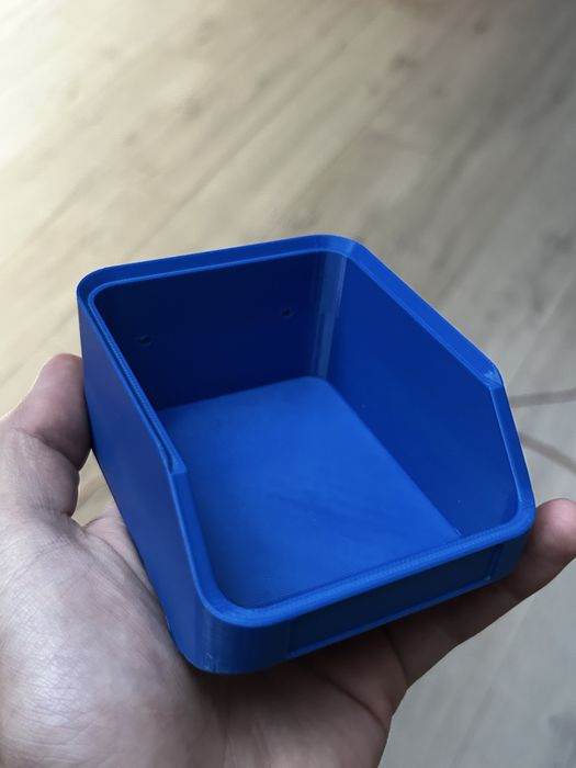 Segregatory/pojemniki na srubki/male czesci