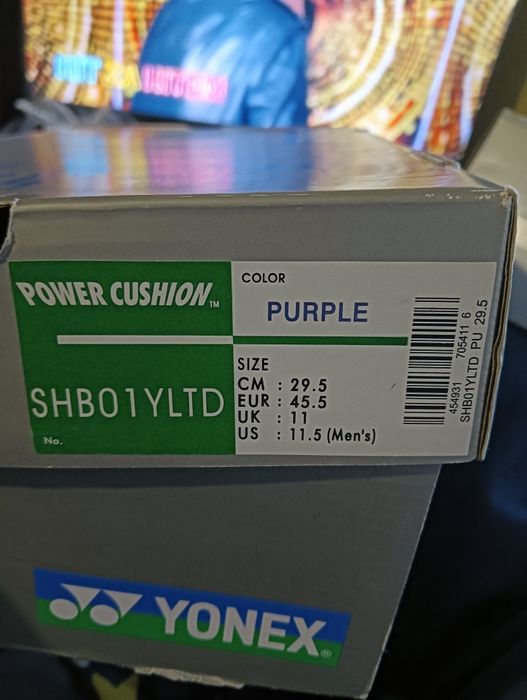 Yonex rozm 45.5 nowe