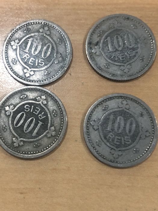 Moedas Antigas de 100 Reis