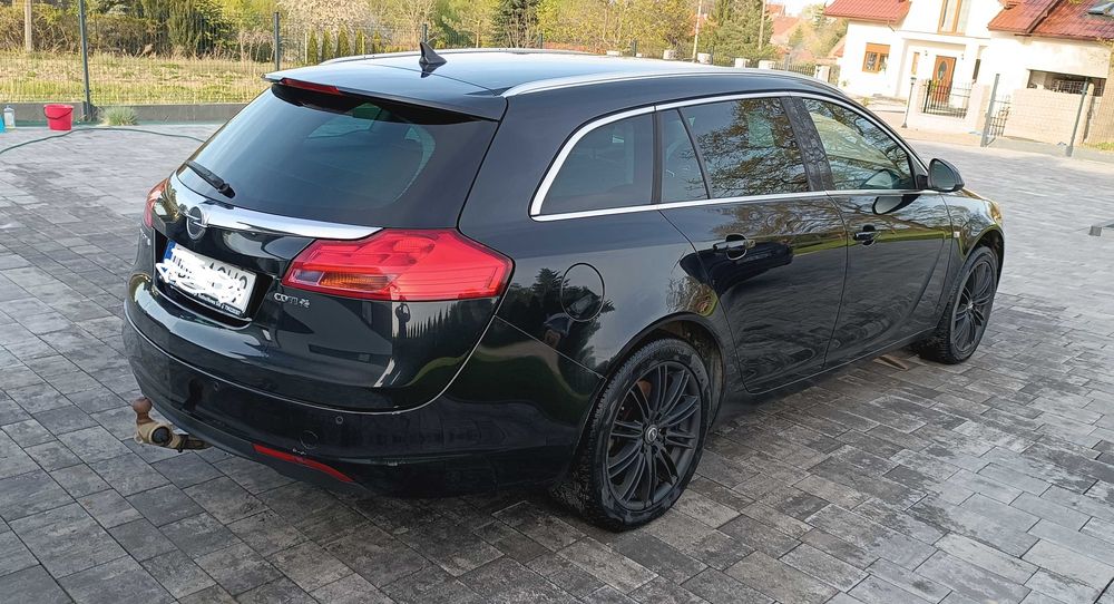 Opel Insignia 2011 rok