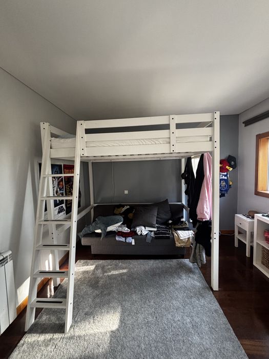 Cama alta ikea branca