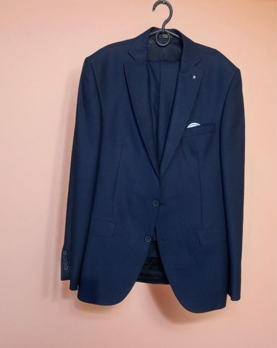 Чоловічий костюм двійка