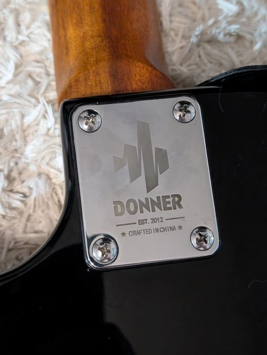 Guitarra elétrica  Donner